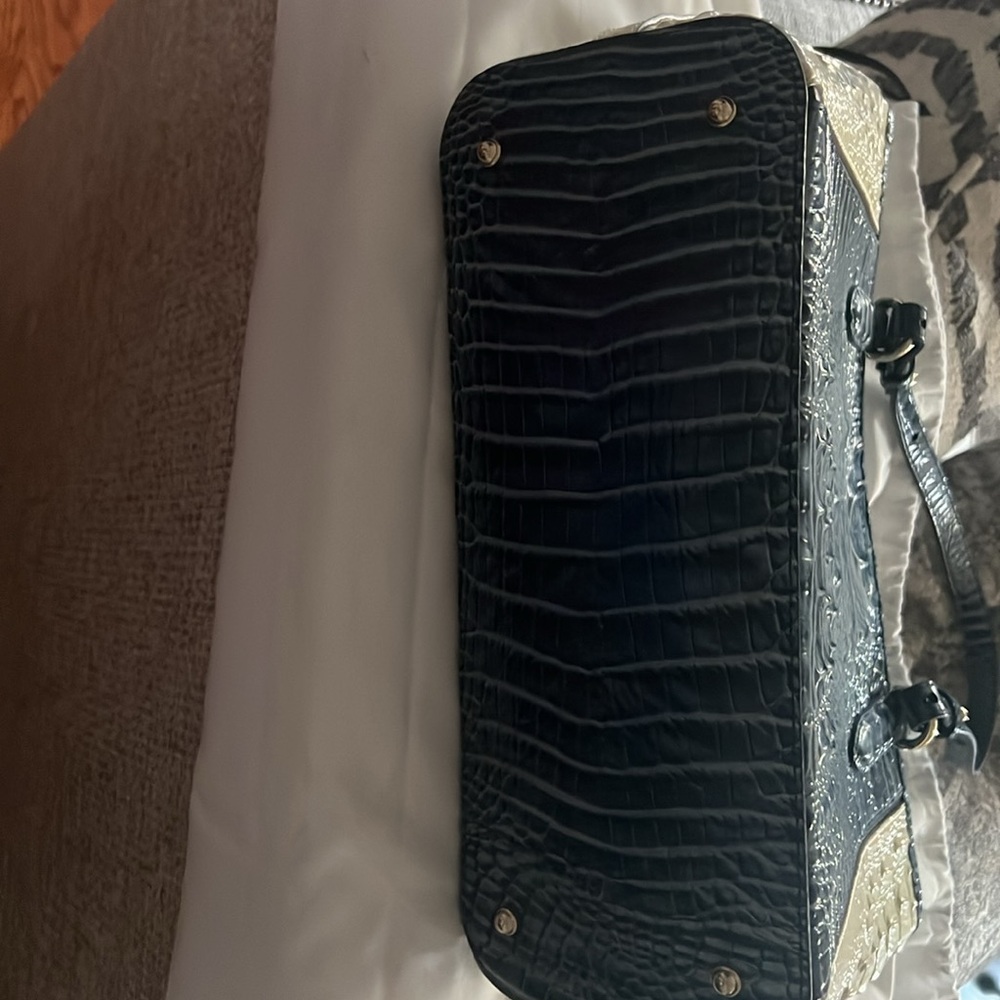 Brahim Breakwater Collection Medium Asher Tote Ba… - image 7